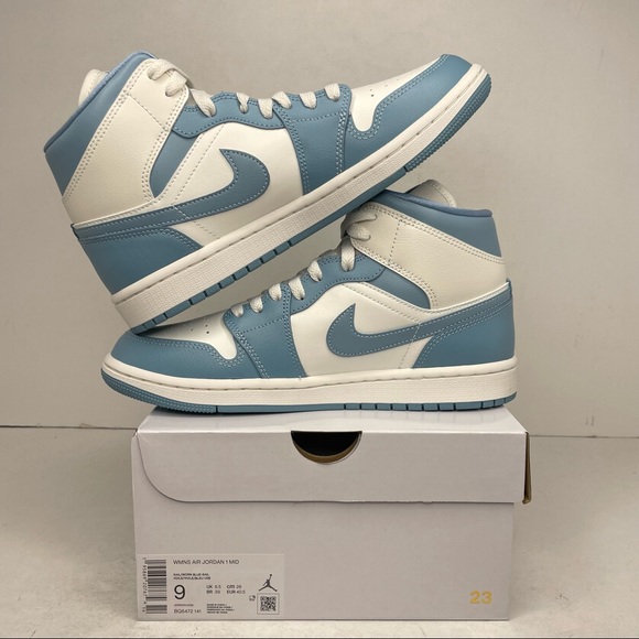 Nike Air Jordan 1 Retro Mid WMNS “UNC/University Blue” NEW 2022 - Picture 3 of 4